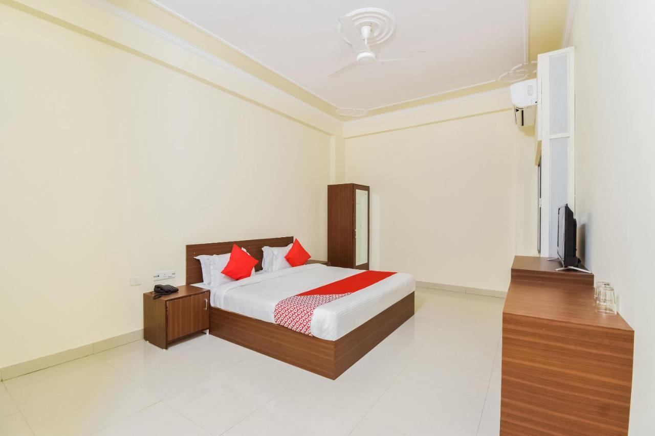 Oyo 26219 The Prince Park Chennai Exterior photo