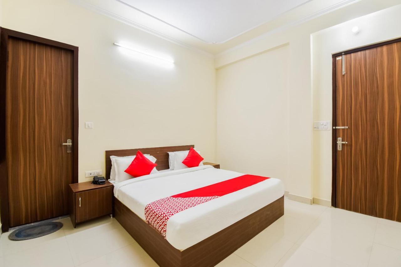 Oyo 26219 The Prince Park Chennai Exterior photo