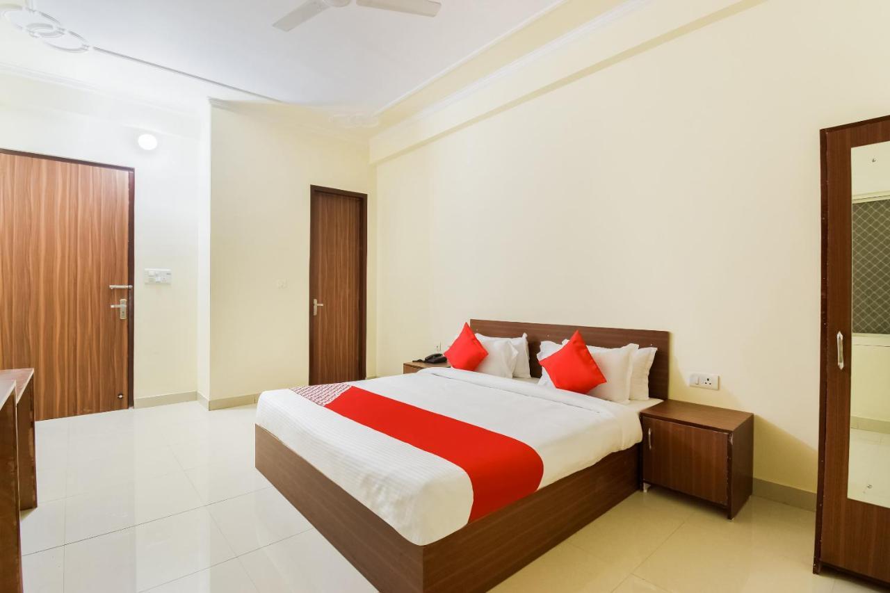 Oyo 26219 The Prince Park Chennai Exterior photo