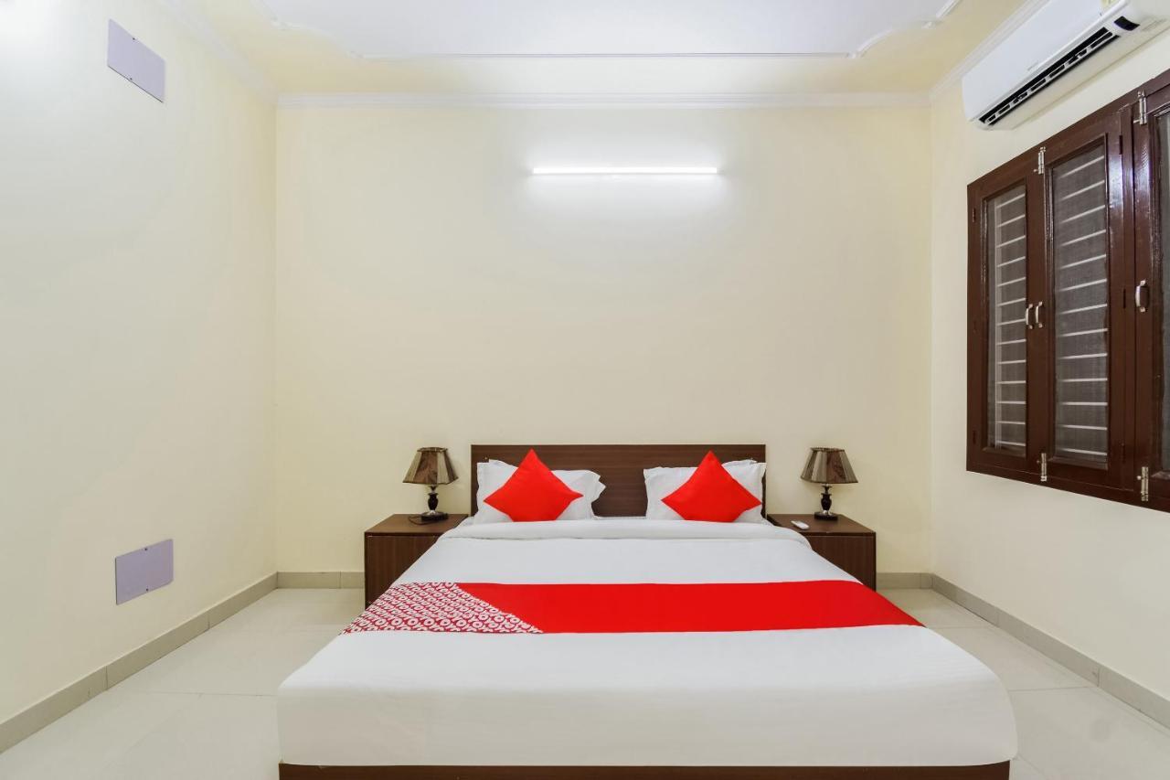 Oyo 26219 The Prince Park Chennai Exterior photo