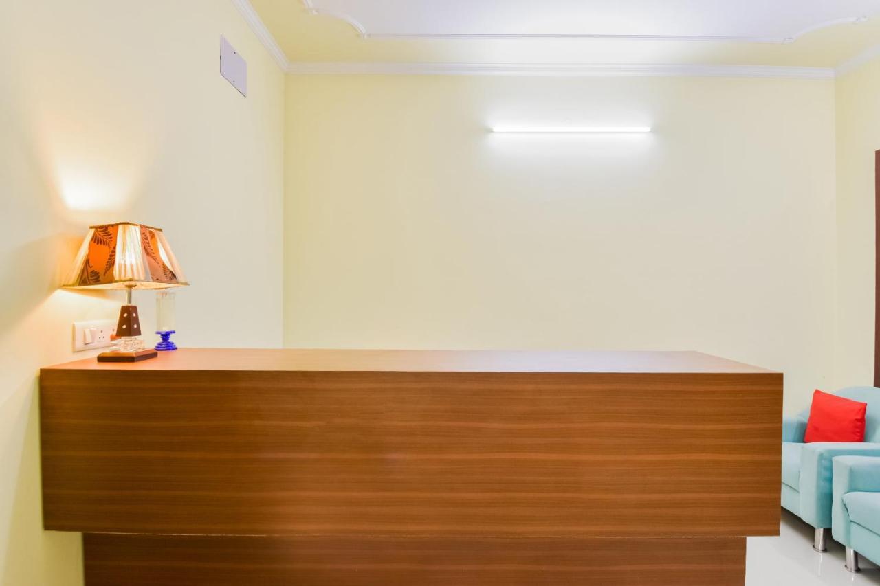 Oyo 26219 The Prince Park Chennai Exterior photo